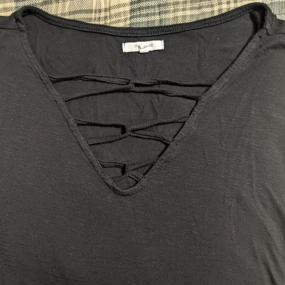 Black cutout long sleeve shirt